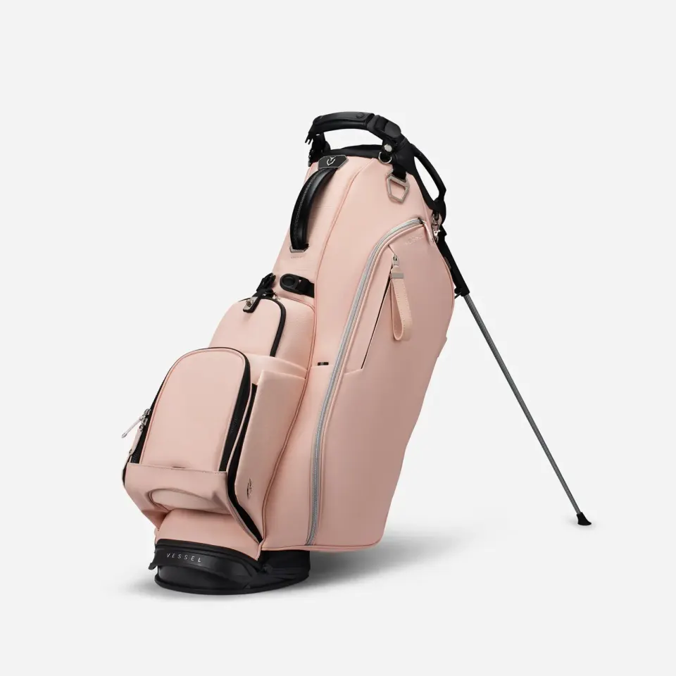Vessel Player VI stand bag in Croc Blush