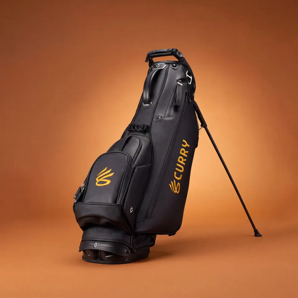 Curry Brand Lux Stand bag in black with yellow Curry logo